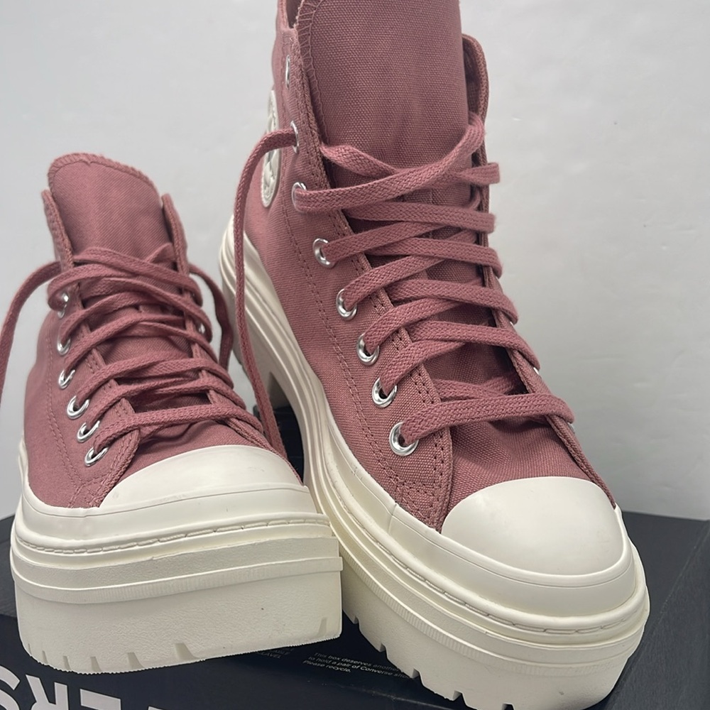 Converse Women's Platform Sneakers High Top A10618C
CTAS LUGGED HEEL HI LIGHT - Picture 5 of 16